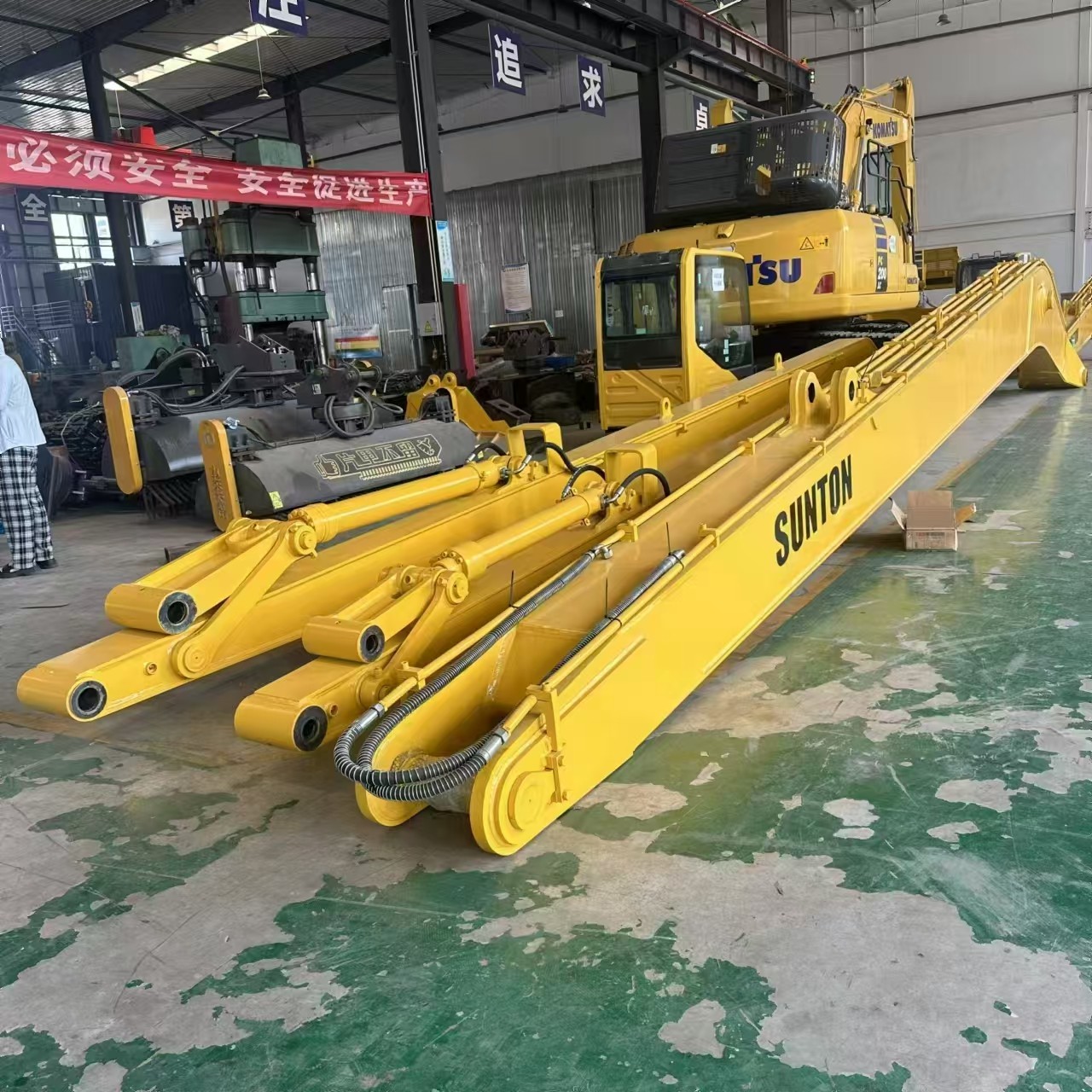 20m and 22m Long Reach Boom and Arms for Komatsu PC300 Excavators