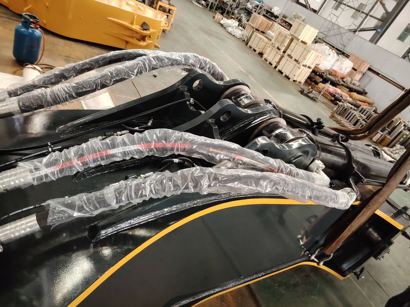 Two Sets of Excavator Rock Boom and Arm Ripper were Supplied to Overseas Market 